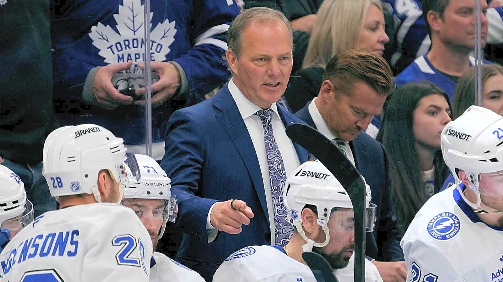 Lightning sign forward to entry-level contract