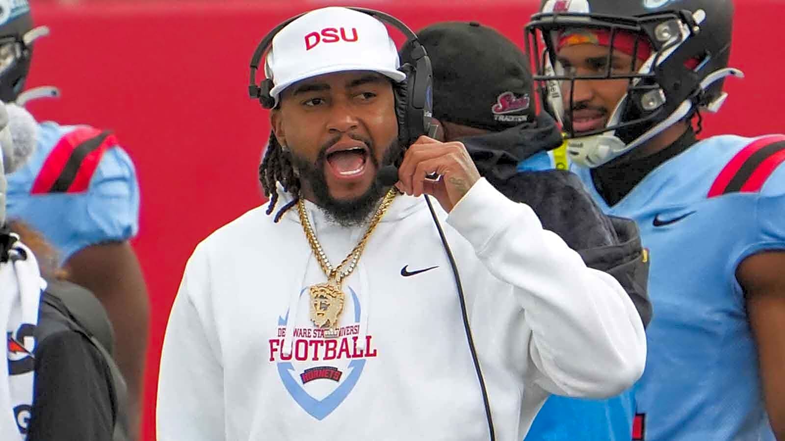 DeSean Jackson inks contract extension with Delaware State