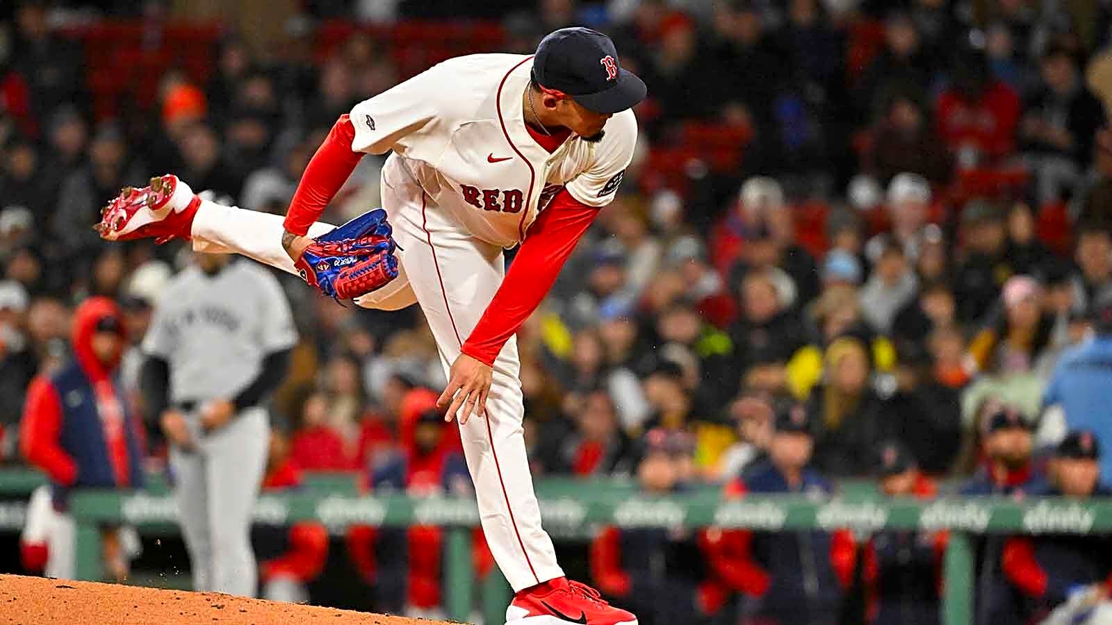 Red Sox quickly option pitcher after win streak ends
