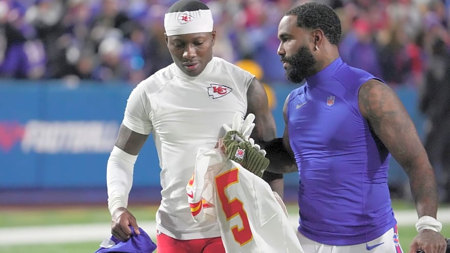 How Do Hollywood Brown, Elijah Moore Fit in Crowded Eagles’ Wide Receiver Room?
