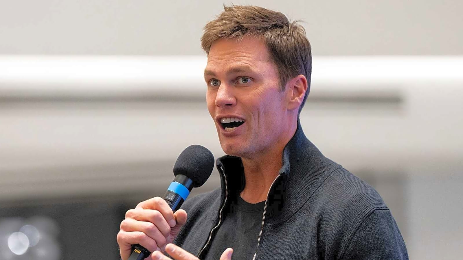 ‘Tom Brady is Going to Play for 20,000’: Julian Edelman Explains NFL’s Playoff Pay Cut and How QBs Get Paid Like Long Snappers