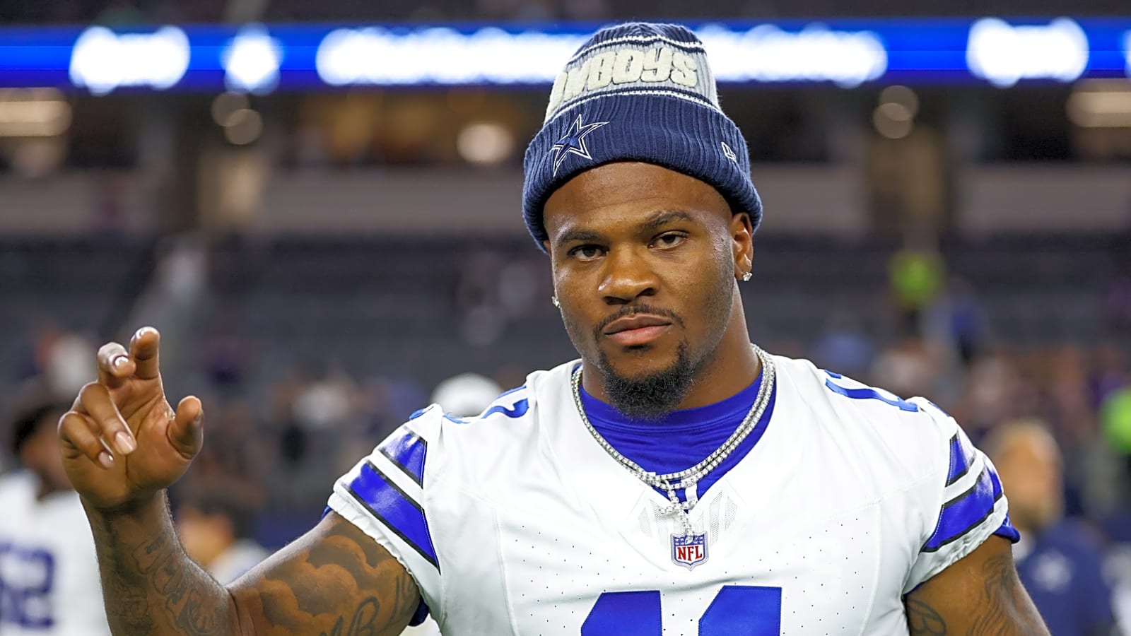 Cowboys HC discusses Parsons' Week 1 status amid contract dispute