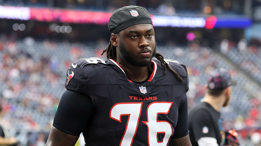 Eagles waive former first-round offensive lineman