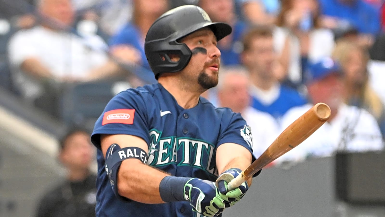 Mariners' Cal Raleigh joins elite company with latest milestone HR
