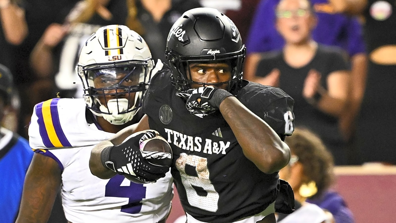 How Le'Veon Moss' injury update impacts Texas A&M's season