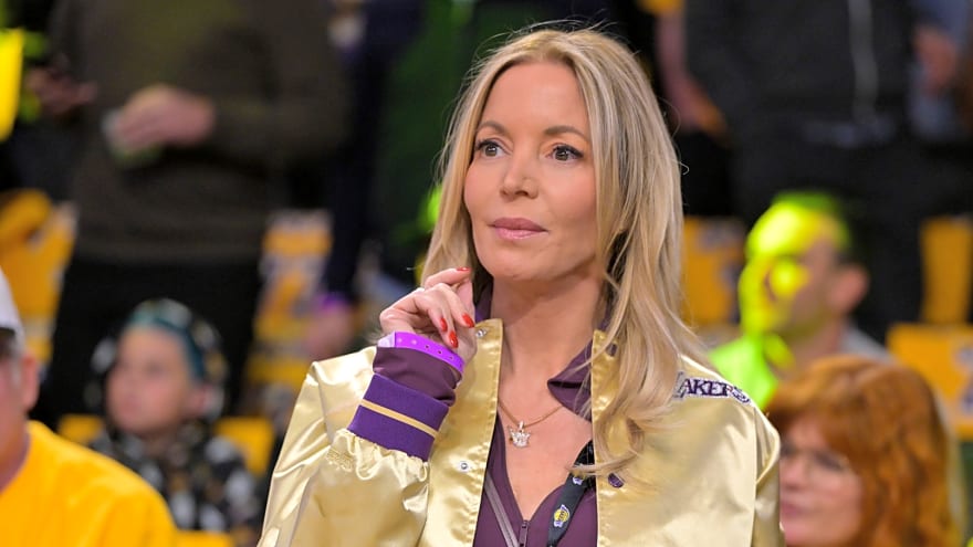 Cuban should be a cautionary tale for Lakers governor Buss