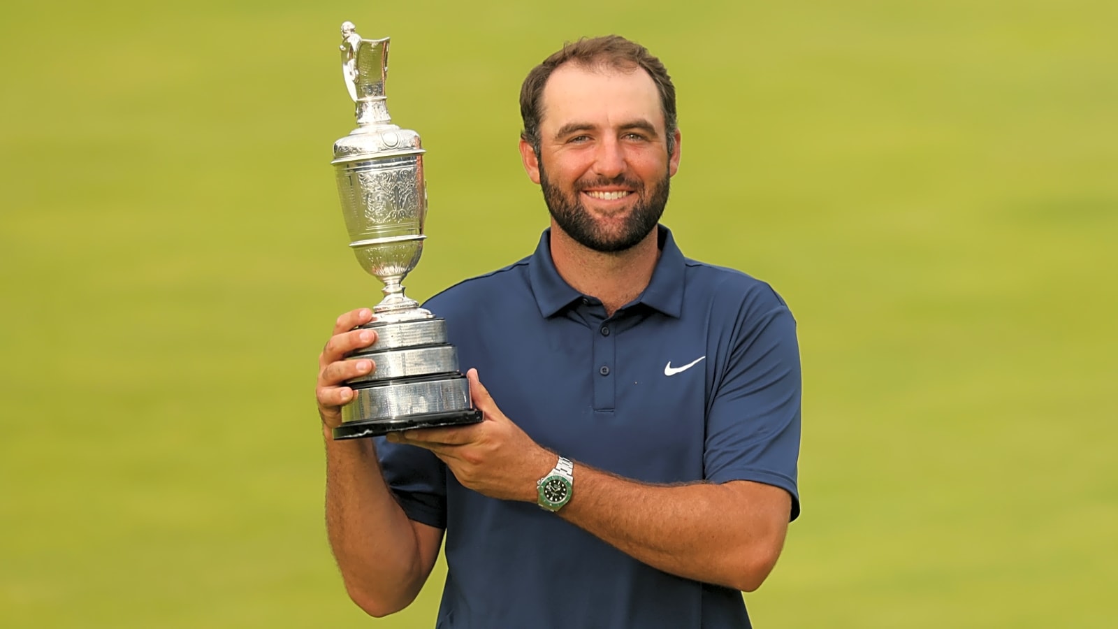 Scottie Scheffler chimes in on 'silly' Tiger Woods comparisons