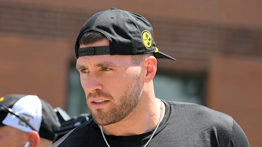 T.J. Watt addresses viral social post during contract negotiations