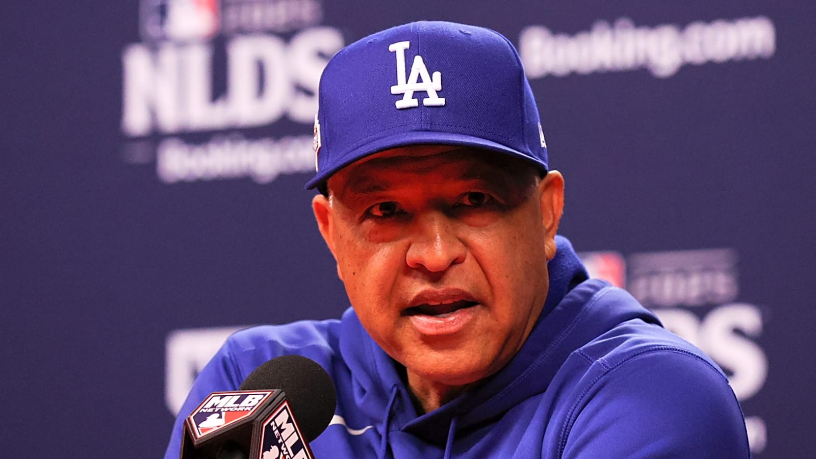 Roberts names ace as Dodgers' 'primary option' in save situations