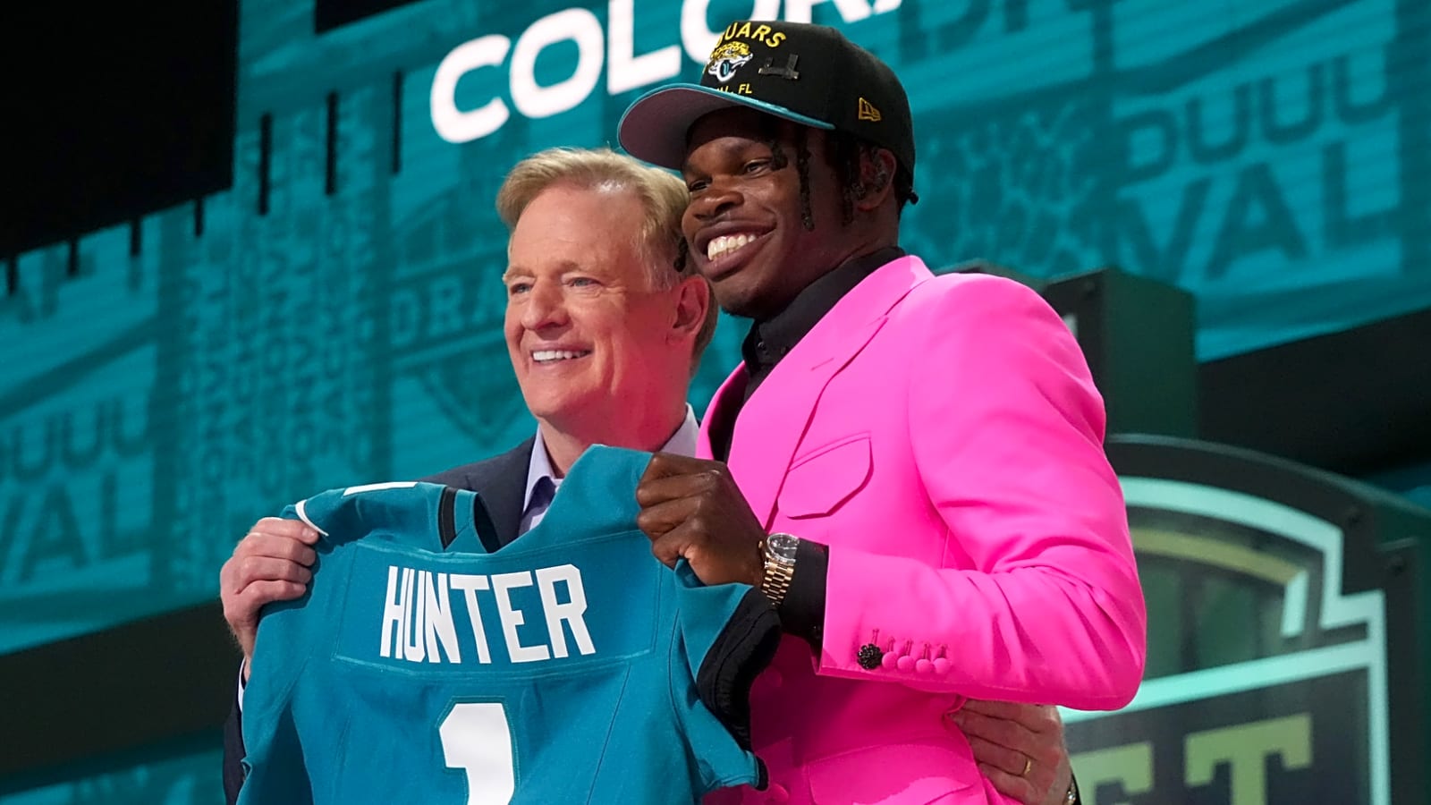 Fans react to Jaguars trading up for Travis Hunter at NFL Draft