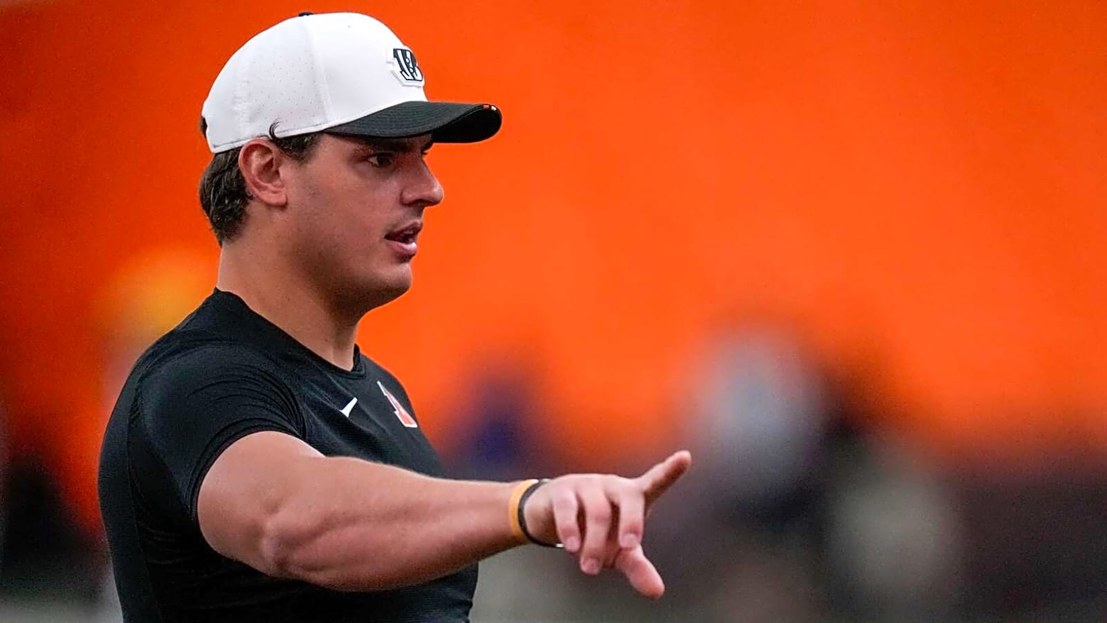 NFL Trade Updates: Insider Reveals $16M Issue With Trey Hendrickson After Predicting Micah Parsons’ Exit in 2026