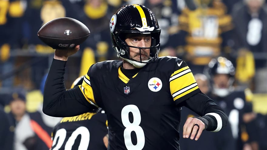 Steelers Fans Get The Truth About Aaron Rodgers Playing Elsewhere: 'All Options Are On The Table'