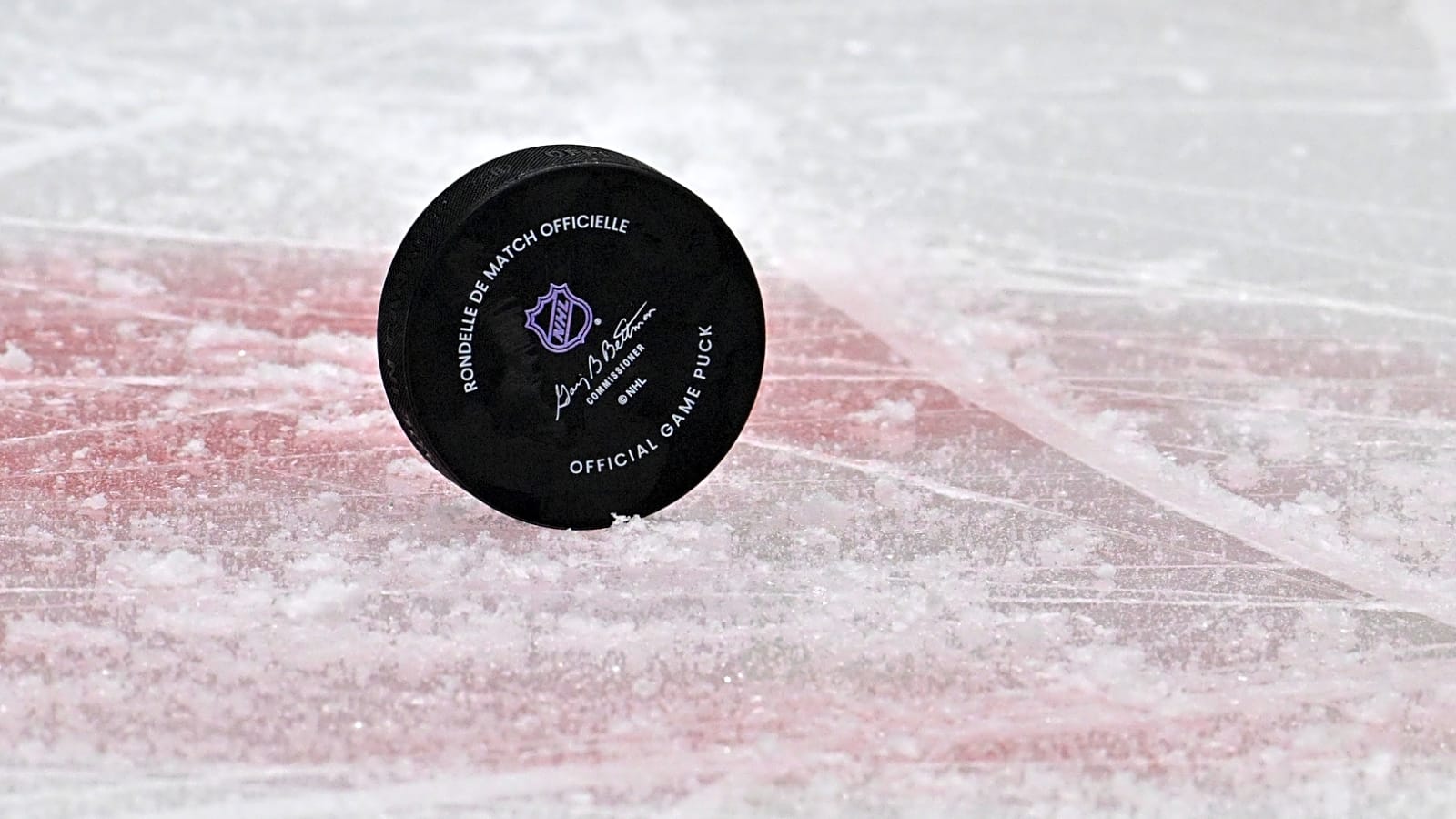 What to expect from newly-signed Oiler David Tomasek next season