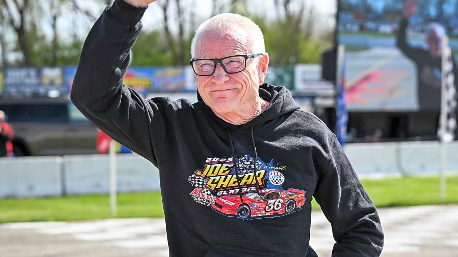 Mark Martin Hails Stock Car Racing’s 'Greatest Asset' Dale Earnhardt Jr., Gives Take on Carson Hocevar’s Recent Troubles