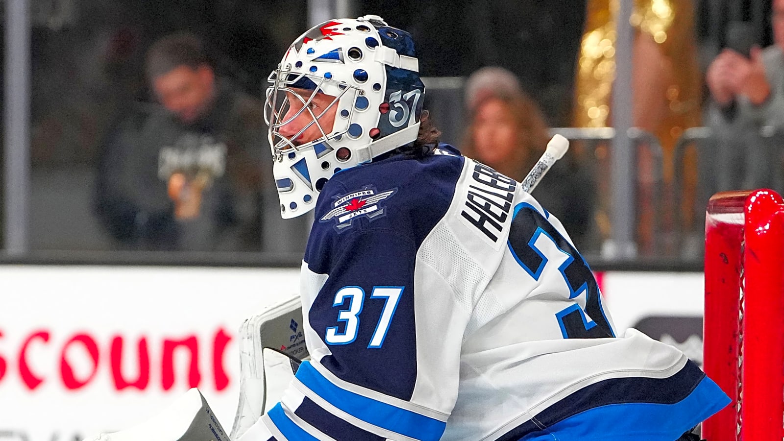 Goaltender Connor Hellebuyck, Jets headed for ugly split