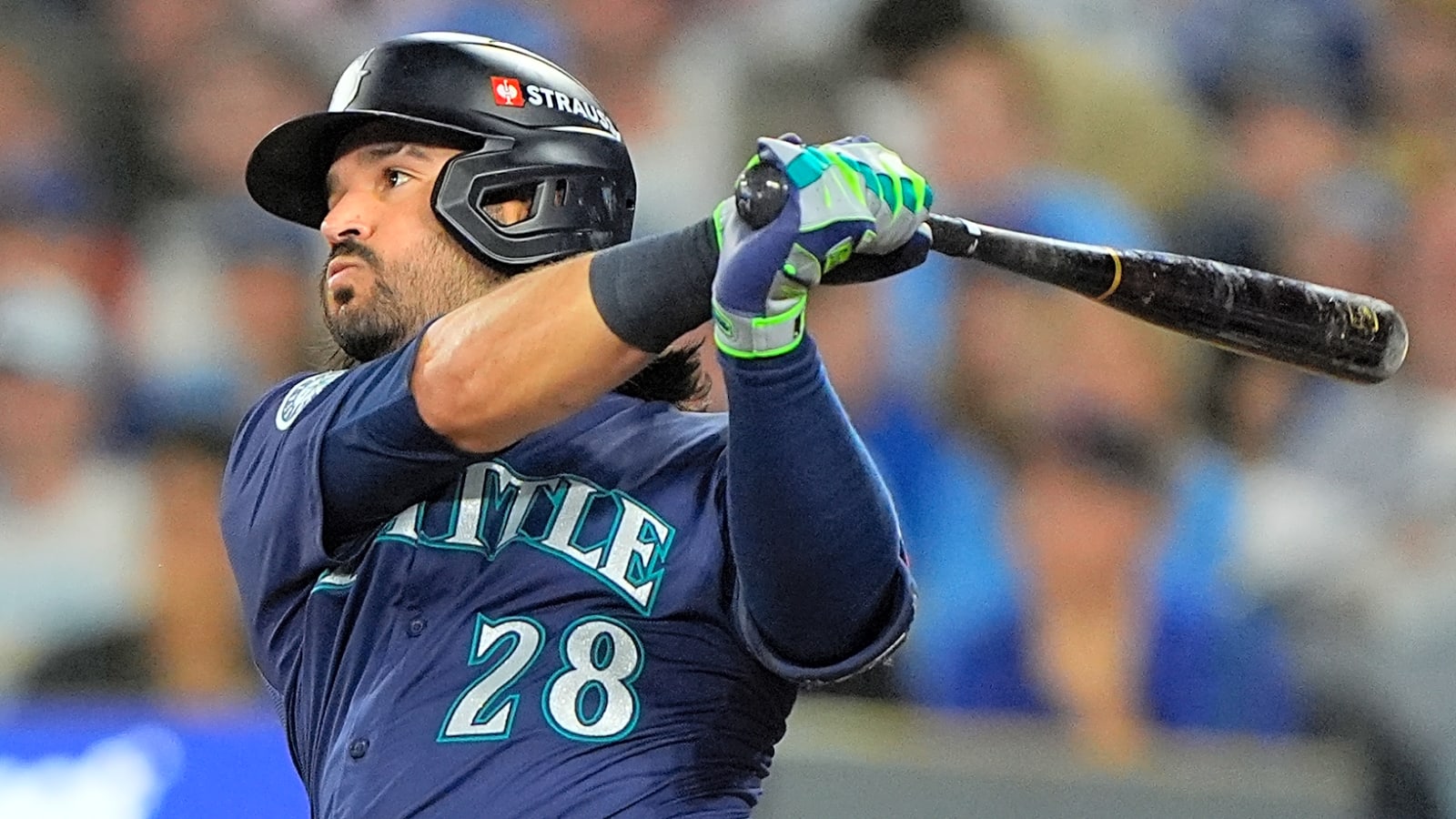 Cincinnati Reds add needed power bat in Eugenio Suarez