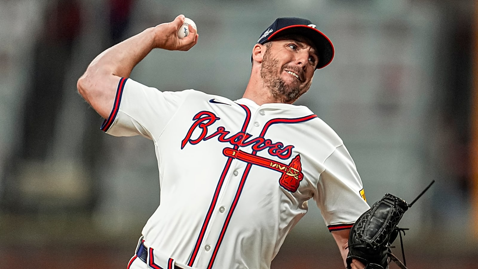 Former Braves pitcher elects free agency