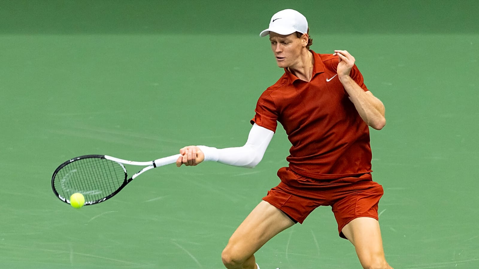 Jannik Sinner’s Coach Admits 19-Year-Old American Star Can Threaten Italian Icon’s Reign
