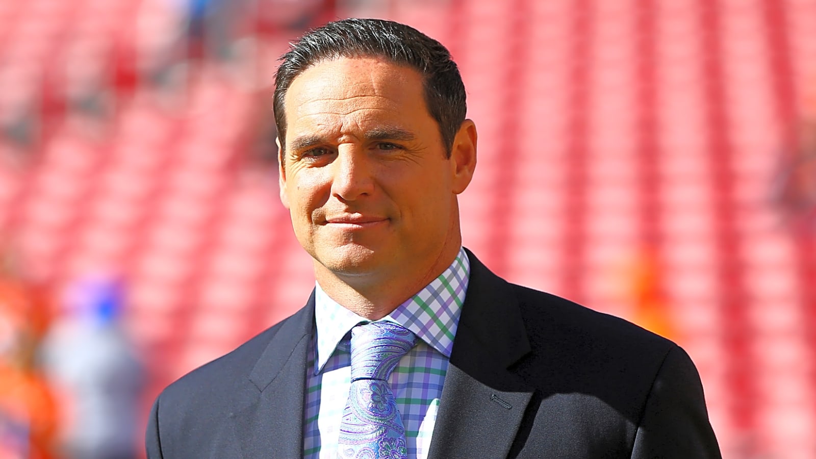 Former NFL kicker announces he will run for Congress