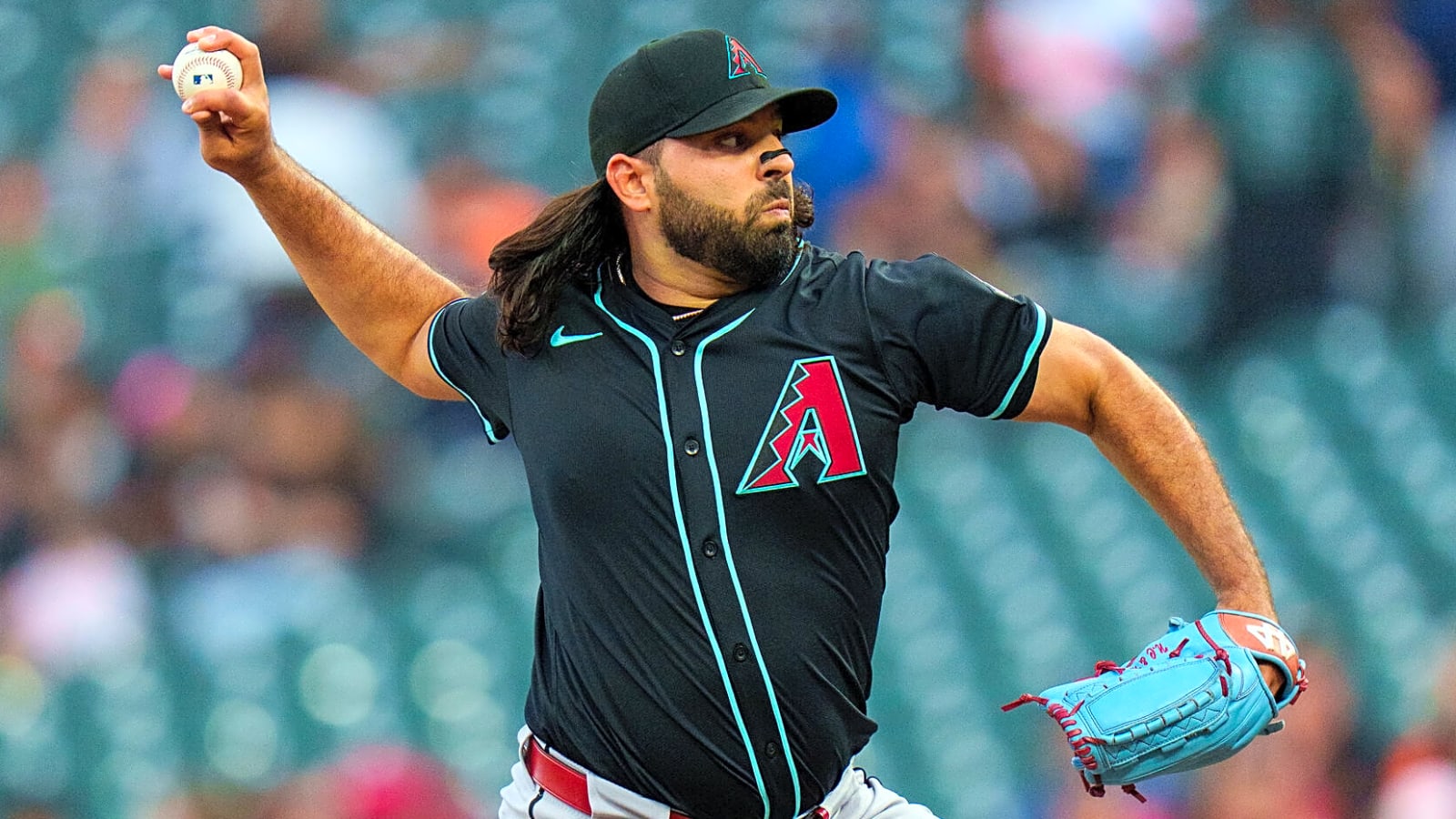 Rangers Sign Nabil Crismatt To Minors Contract