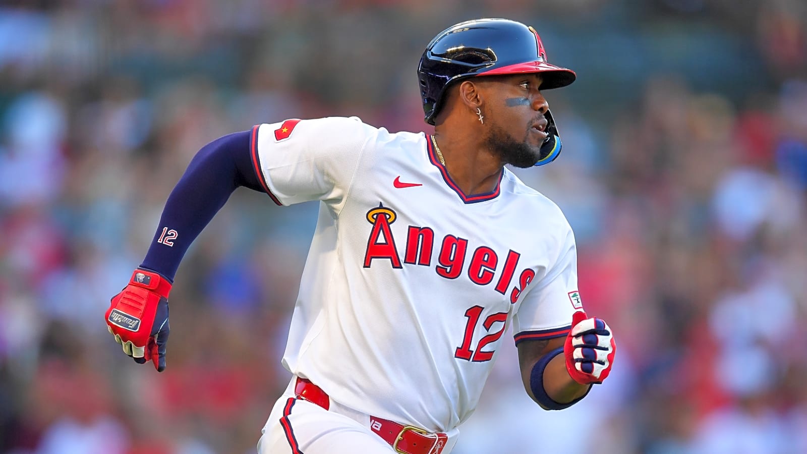 Angels place two players on IL