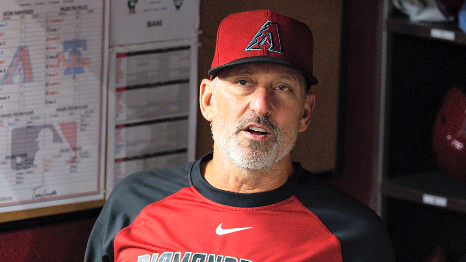 Diamondbacks signing manager Torey Lovullo to contract extension