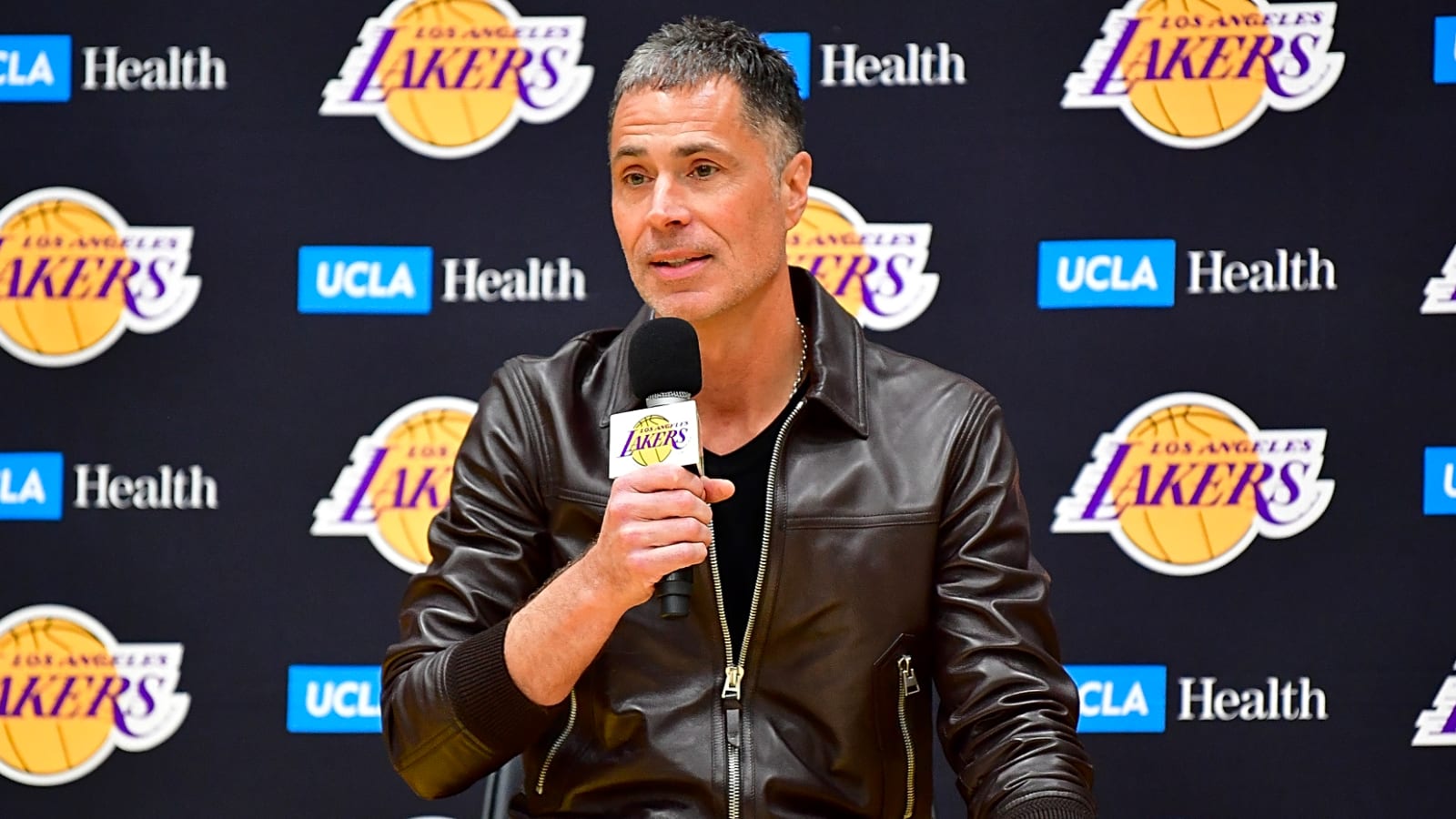 Lakers make major announcement concerning Rob Pelinka