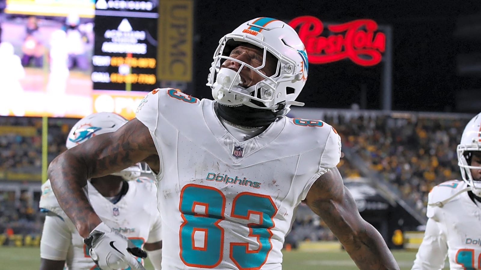 Panthers To Sign TE Darren Waller
