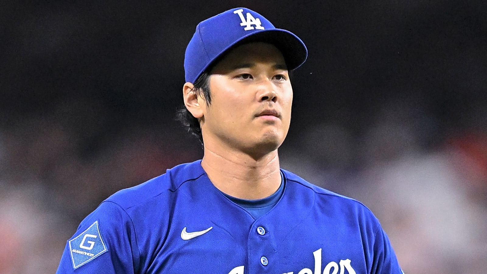 Ohtani reacts to Roberts' approach to his two-way status