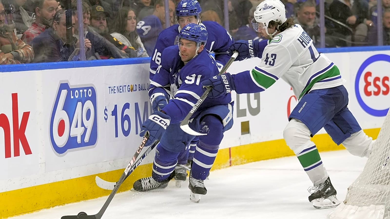 Canucks 2025 NHL free agency target: John Tavares
