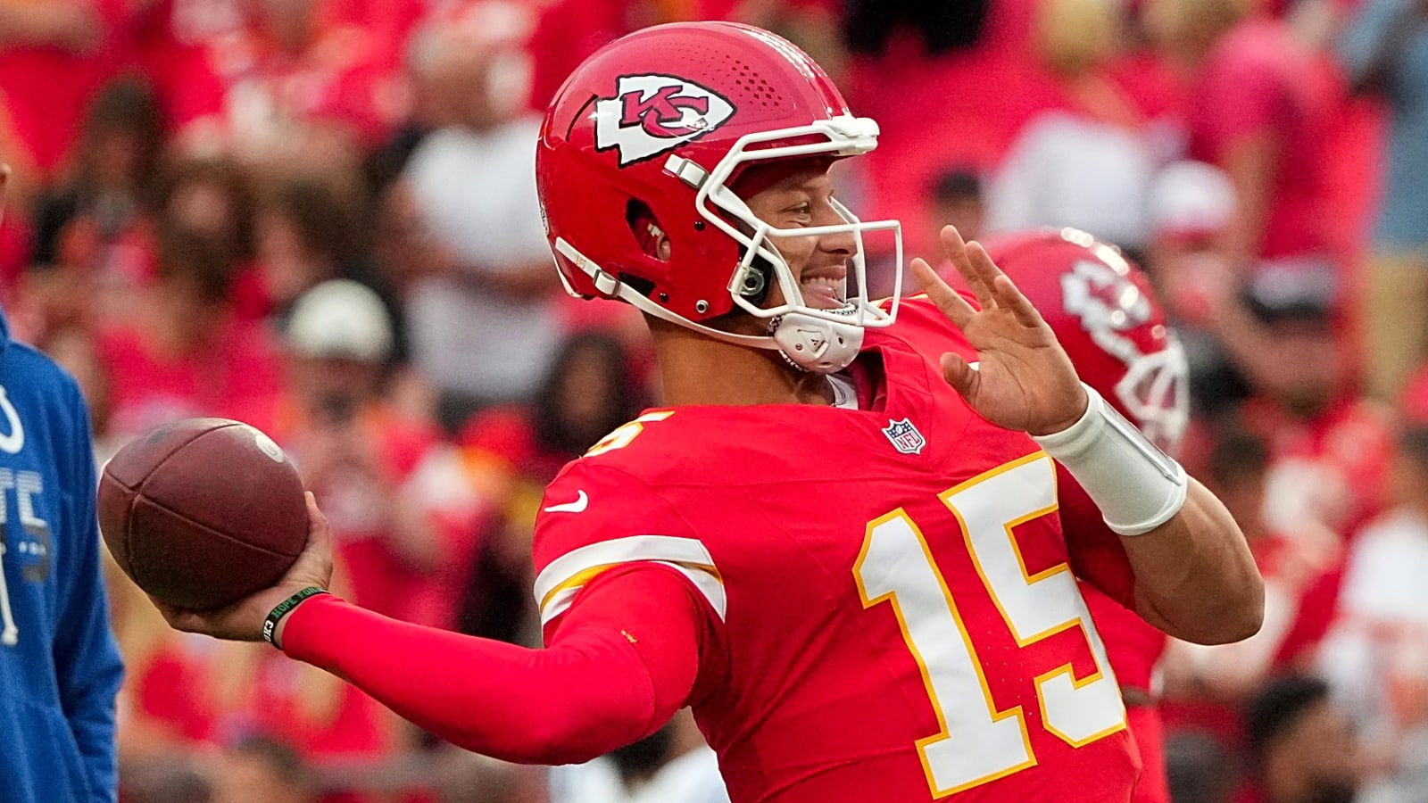 'SNF' takeaways: Patrick Mahomes returns to form in Chiefs' OT win