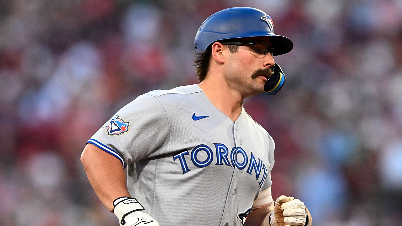 Blue Jays' Davis Schneider continues to ride hot bat at Fenway Park