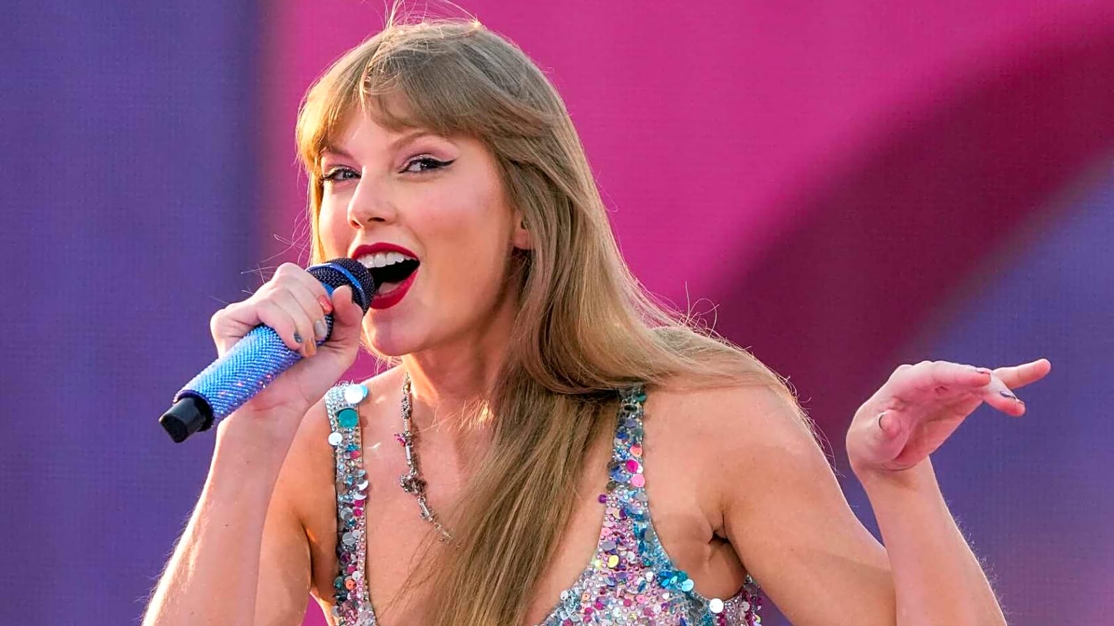 Taylor Swift makes one key New Heights team member very happy with a special gift after her guest appearance