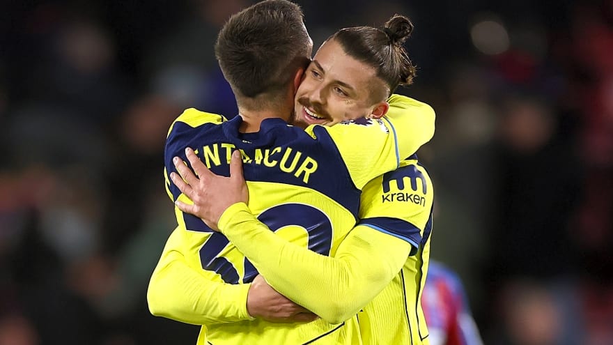 Sources: Tottenham defender sparks transfer battle with several clubs targeting January move