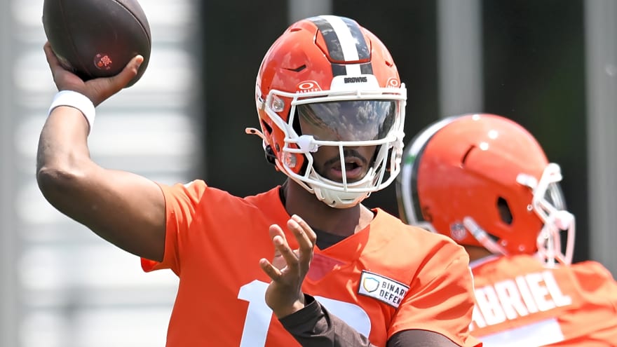 Browns make curious decision with rookie QB Shedeur Sanders