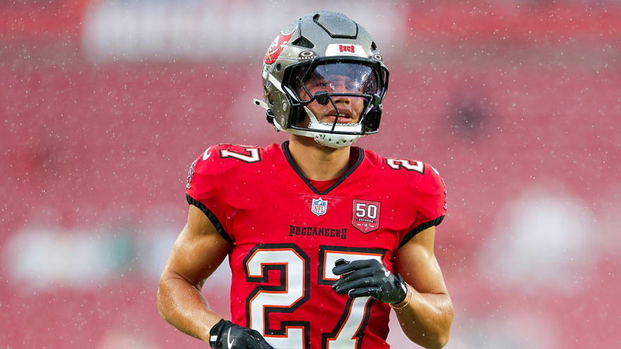 Buccaneers Extend DB Zyon McCollum