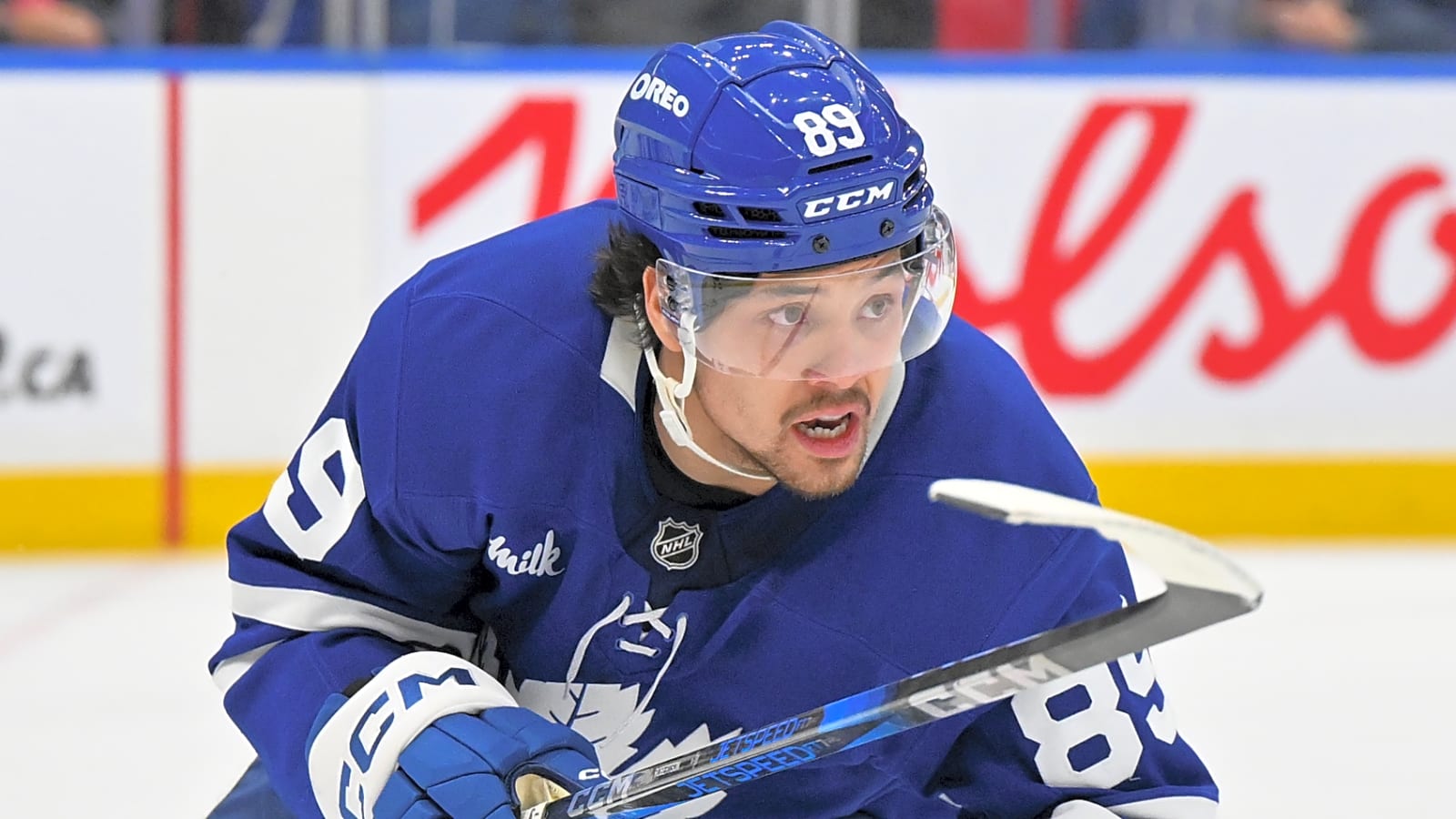 Maple Leafs insider drops major update on winger and names three interested teams