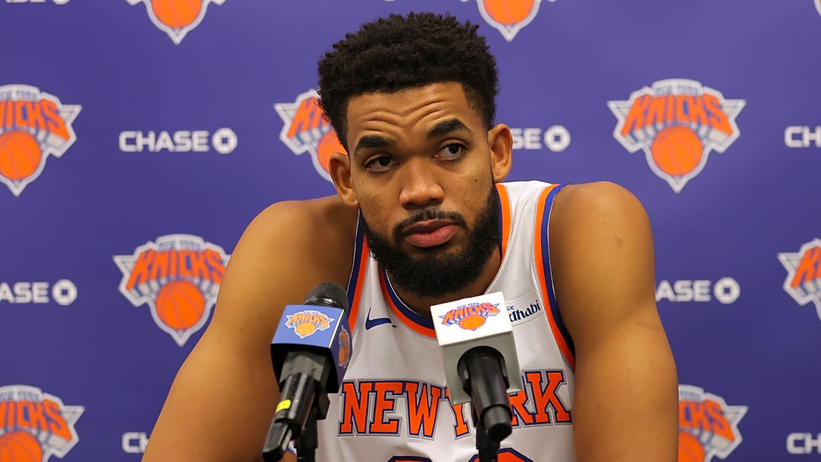 Why Knicks should wait on Karl-Anthony Towns extension