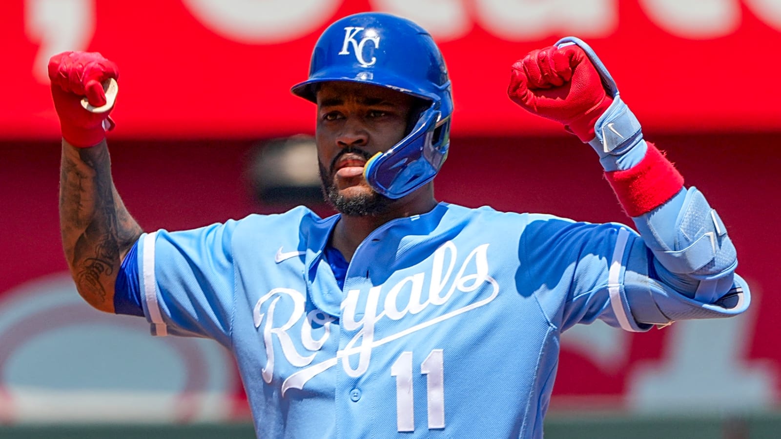 Lost season continues for Royals third baseman Maikel Garcia