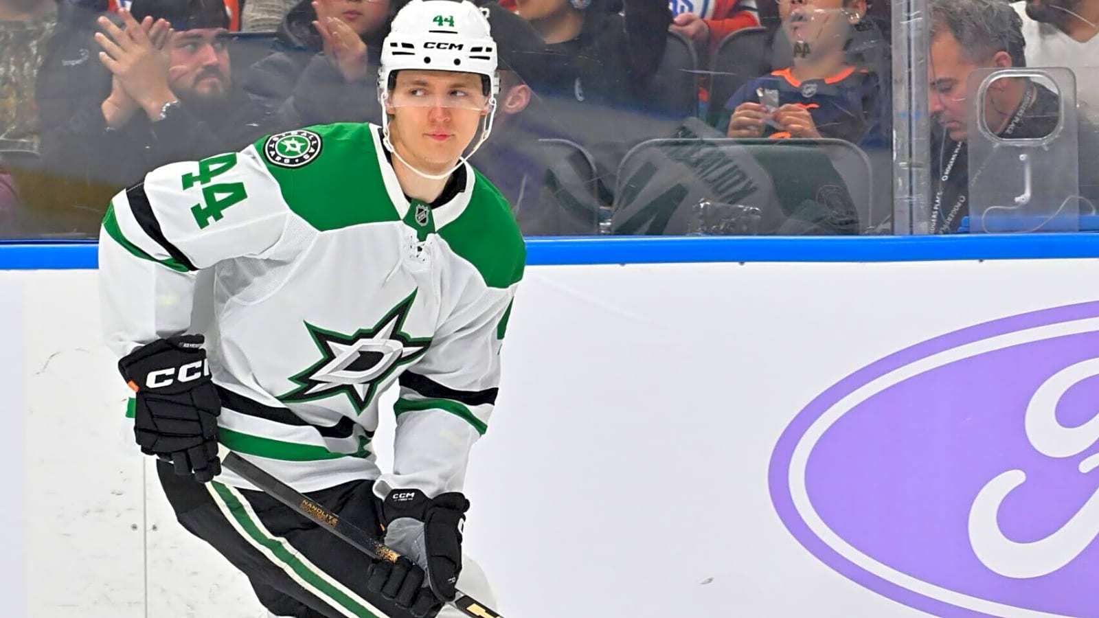 Stars re-claim Vladislav Kolyachonok off waivers from Bruins