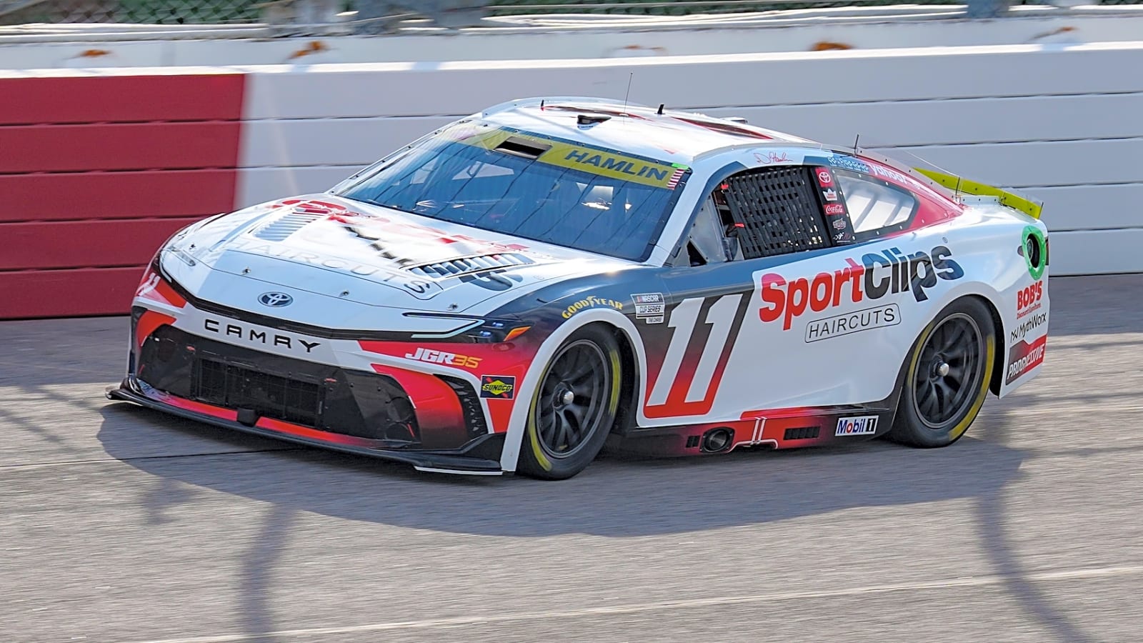 Three big questions ahead of the Freeway Insurance 500