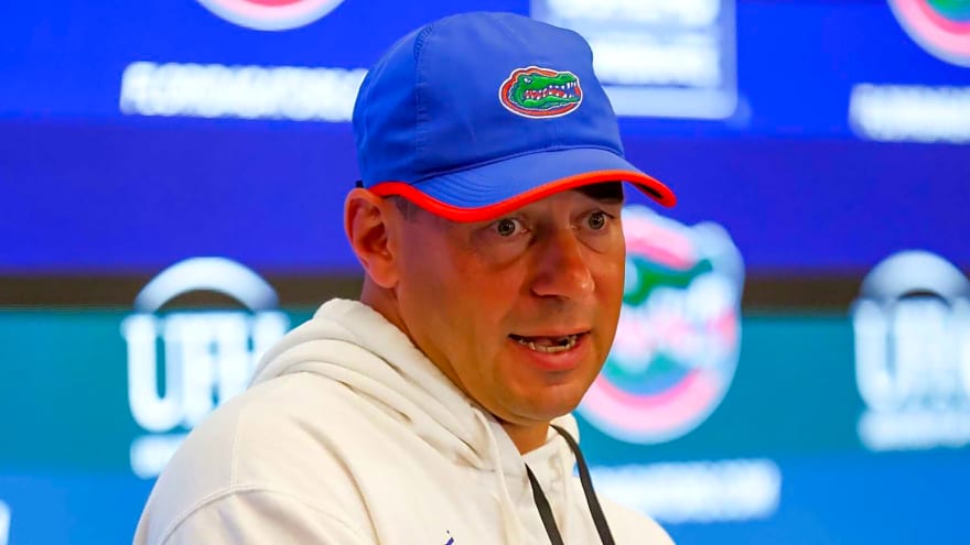 Florida HC Jon Sumrall is clear about expectations for 2026