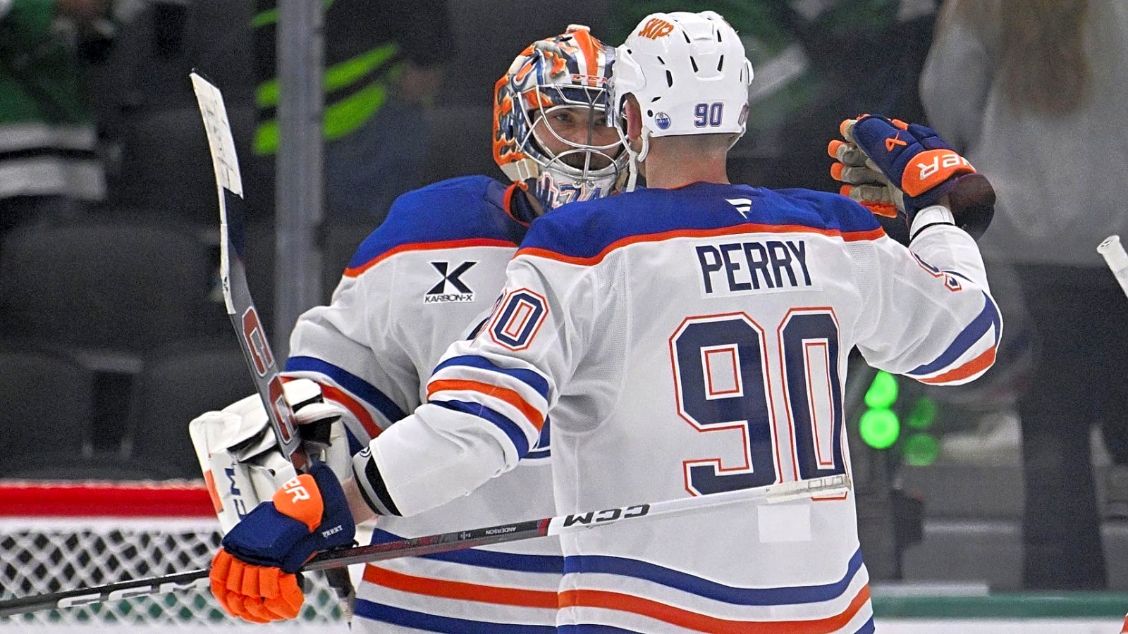 Stanley Cup Playoffs Day 35: Skinner, Oilers blank Stars to tie series