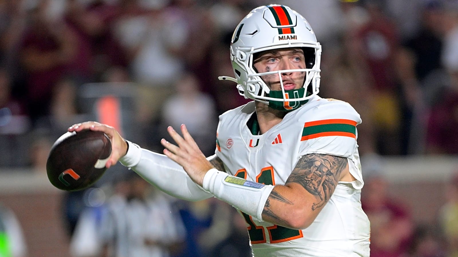 Carson Beck becomes Heisman front-runner amid dominant Miami season