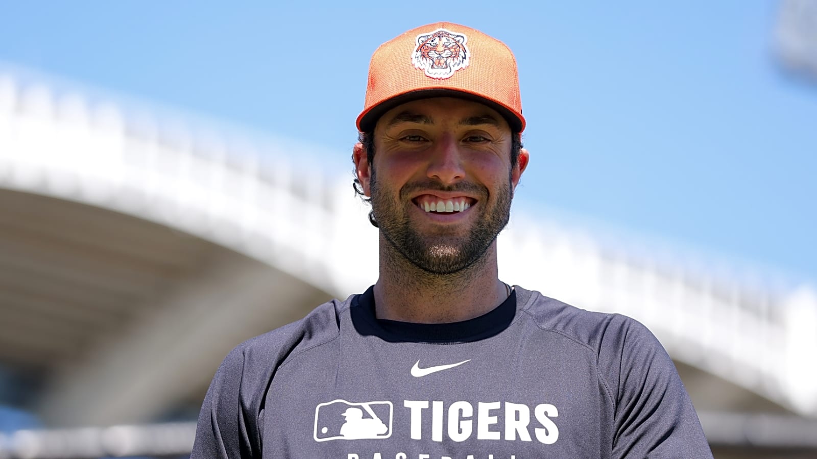 Tigers place veteran utilityman back on 10-day IL