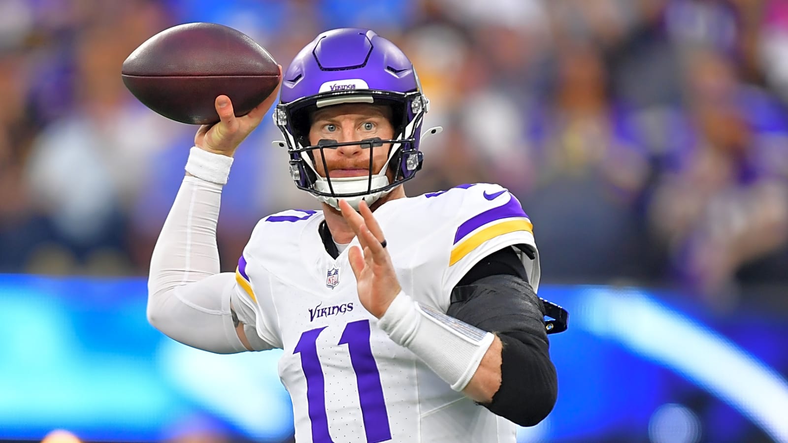 'I'm not an idiot': Carson Wentz reacts to injury controversy