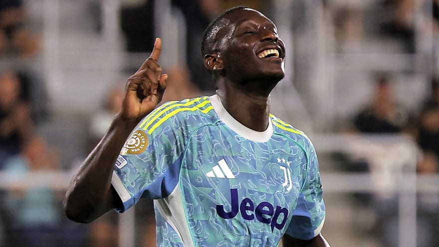 Randal Kolo Muani’s impressive GW14 stat shows how he can be a channel player for Tottenham