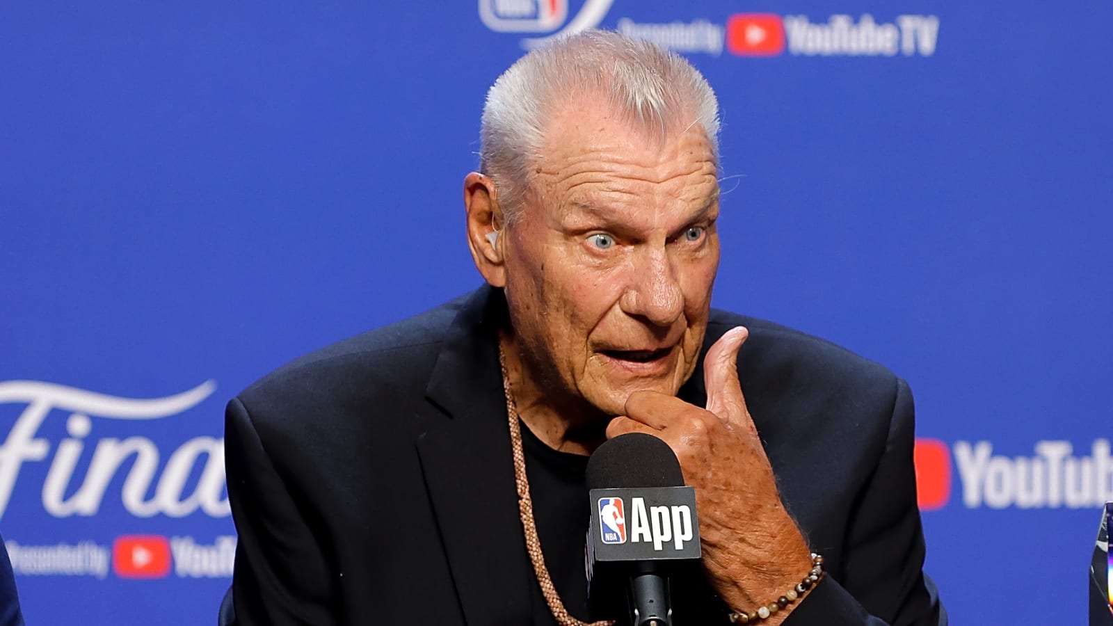 Former Mavericks coach trolls his old team before Game 2