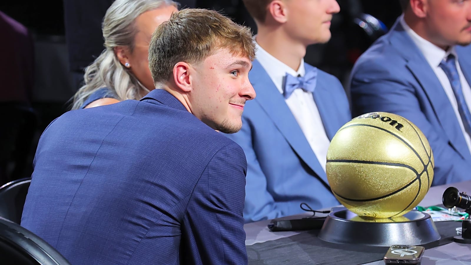 Insider raves about Mavs' front line after drafting Flagg