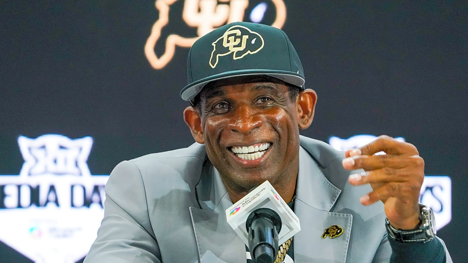 Sanders' salary-cap comments contradict what he did as a player